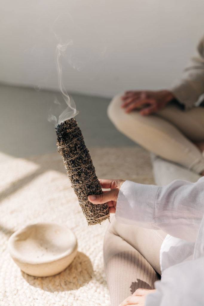 JUKSEREI KRUUT · SLOW MOTION SMUDGE STICK Verkauf