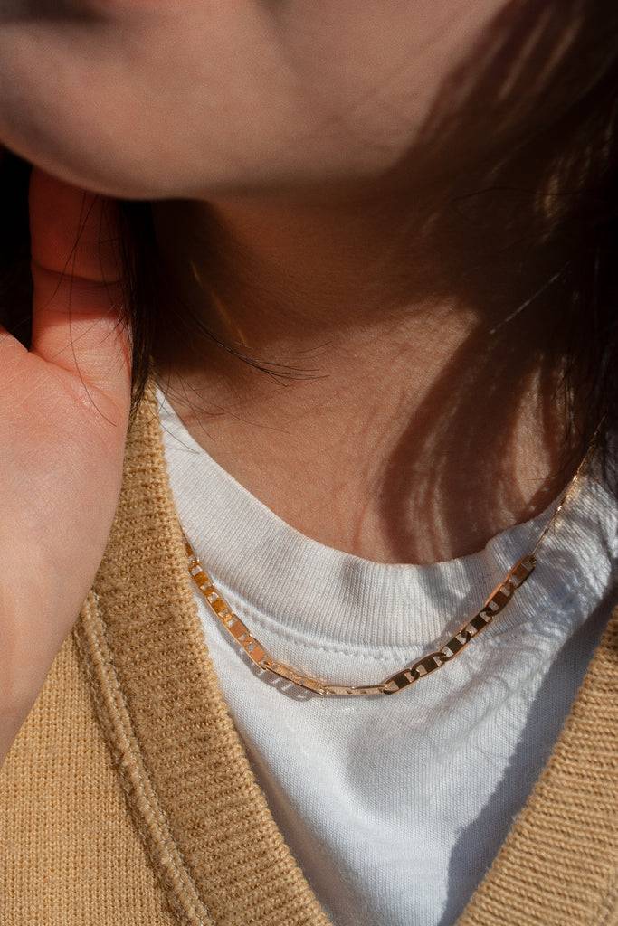 JUKSEREI KAIA NECKLACE SHORT Räumungsverkauf