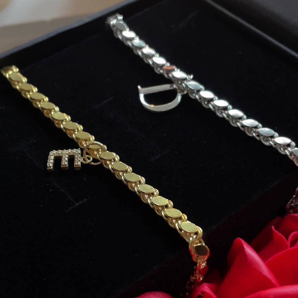 Kardelen COUPLE GERSTEN LETTER BRACELET - 925 SILBER Im Verkauf