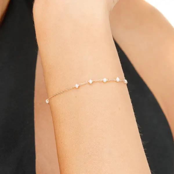 Leaf Jewelry Armkette White Pearls, 14 K Rosegold Kostenlose Rückgabe