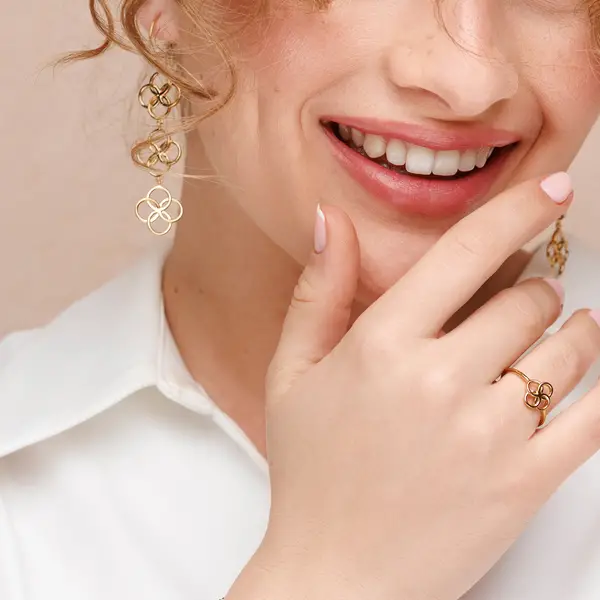 Leaf Jewelry Ohrhänger Clover Charm, 18 K Rosegold vergoldet Kostenlose Rückgabe