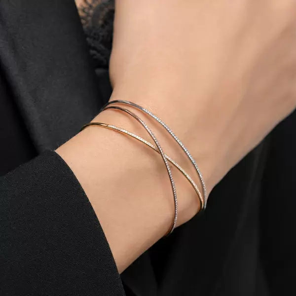 Leaf Jewelry Armreif Circle mit Diamanten, 18 K Weißgold Riesige Ersparnisse