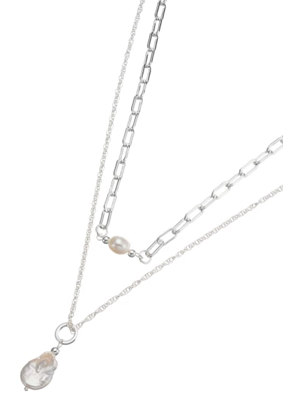 Leslii kurze Layering-Kette mit Süßwasserperlen Clearance-Verkauf