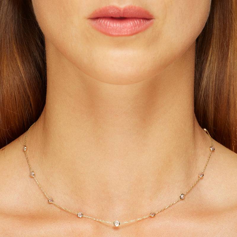 Mosuo Jewellery Halskette mit Steinen Osterangebot