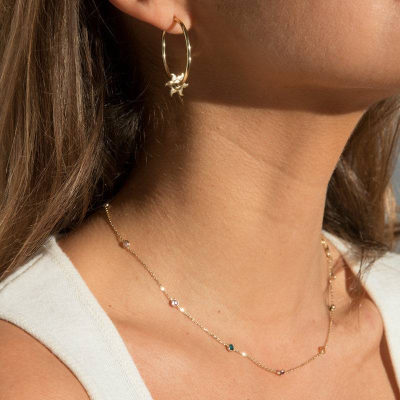 Mosuo Jewellery Regenbogen Halskette mit Steinen Valentinstagsangebot
