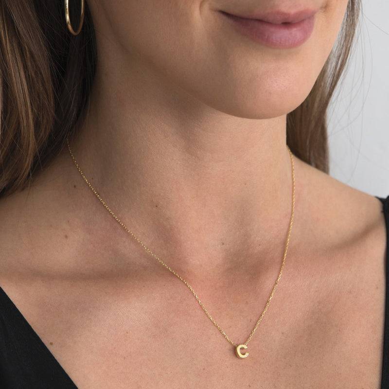 Mosuo Jewellery Diamant Buchstaben Halskette “C” - Vermeil Große Rabatte