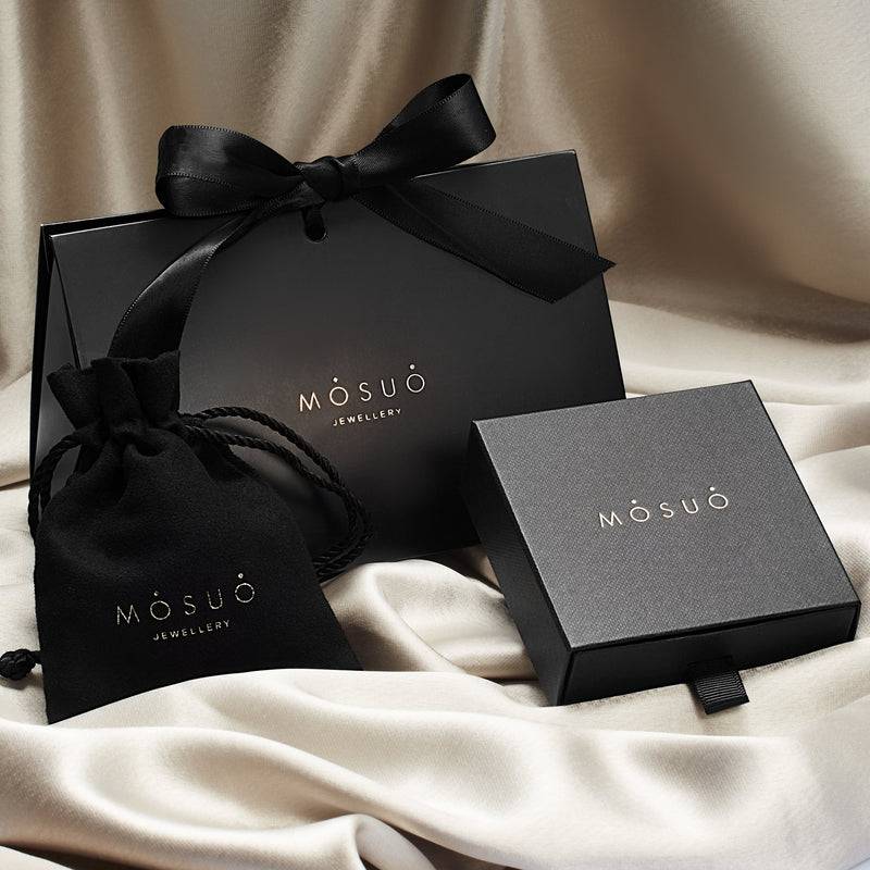 Mosuo Jewellery Diamant Buchstaben Halskette “G” - Vermeil Räumungsverkauf