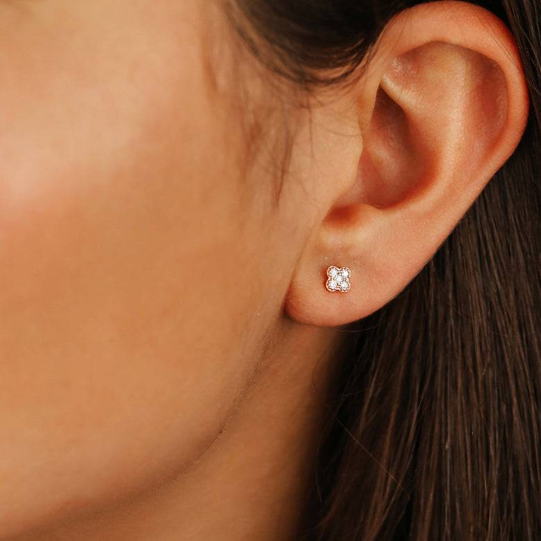 Nana Kay Delicate Touch Ohrstecker Clover Discount Store für neue Produkte