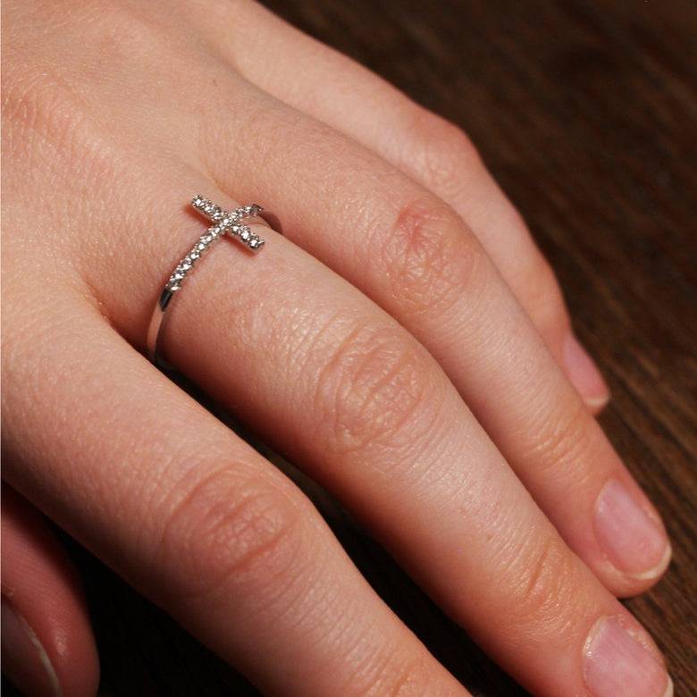 Nana Kay Very Petite Ring Kreuz Black Friday Preise