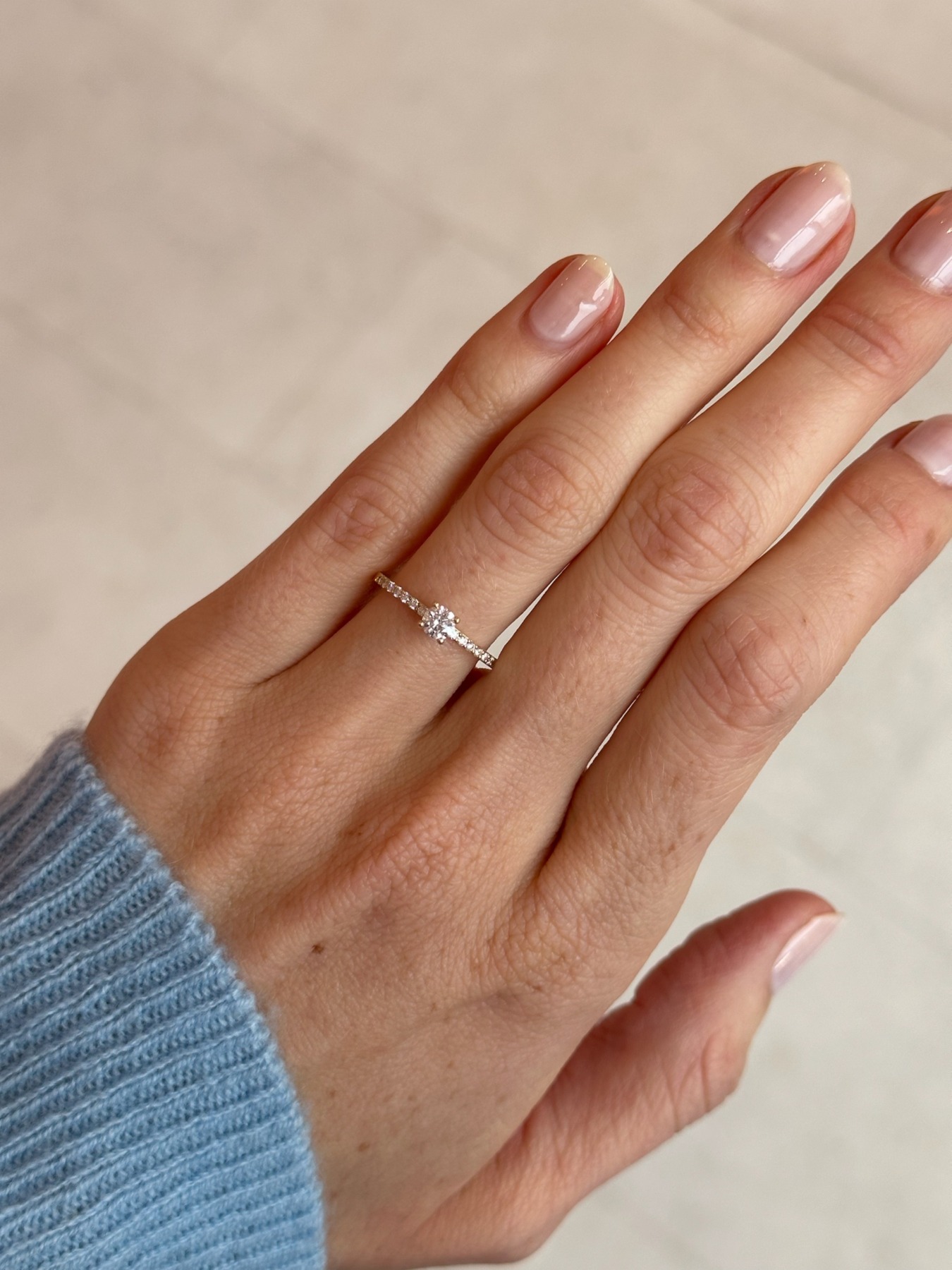 Nina Kastens Pavé Solitaire Ring VIP-Rabatte