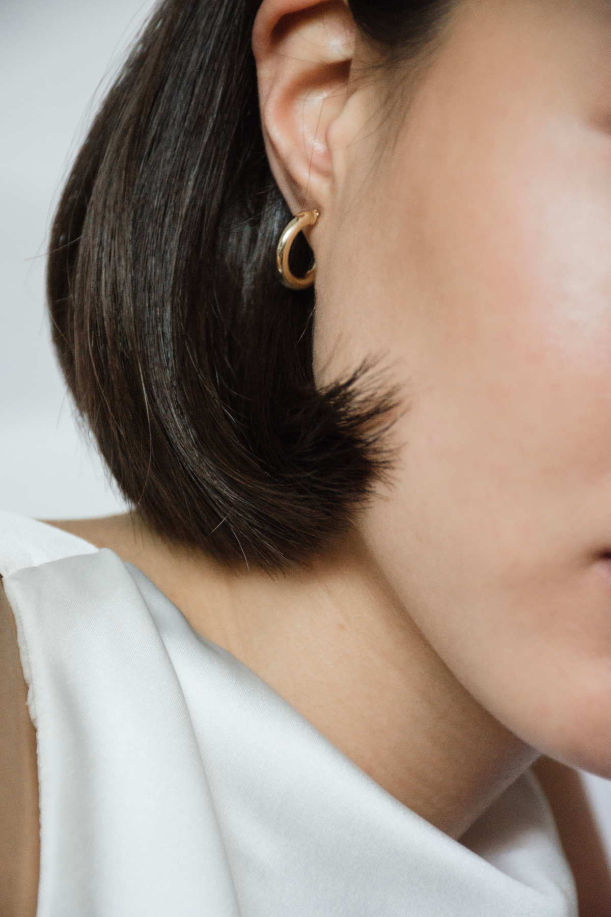 Nina Kastens Essential Gold Hoops Small Im Verkauf