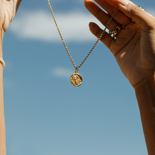 Paul Hewitt Scorpio Charm Gold Kostenlose Rückgabe