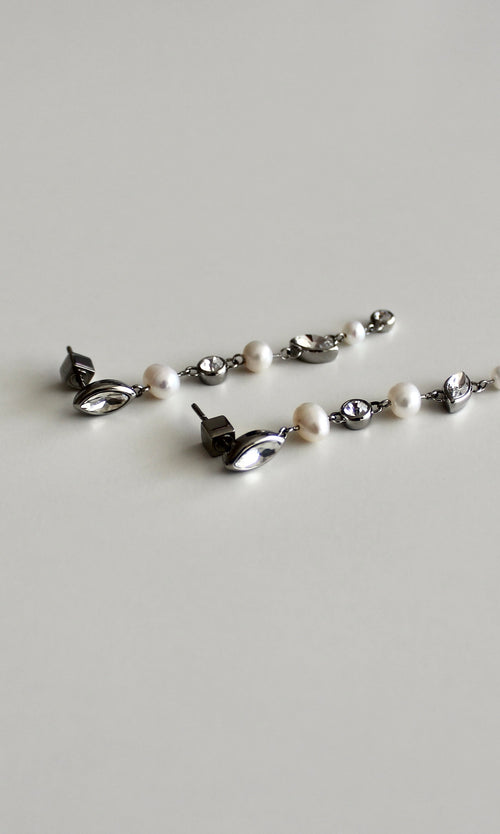 Paul Valentine Adorn Earrings Black Friday