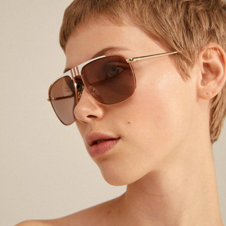 Pilgrim YANARA Sonnenbrille Braun/Gold Kostenlose Rückgabe