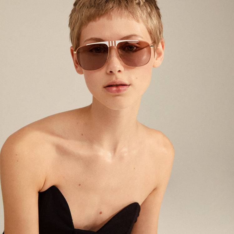 Pilgrim YANARA Sonnenbrille Braun/Gold Kostenlose Rückgabe