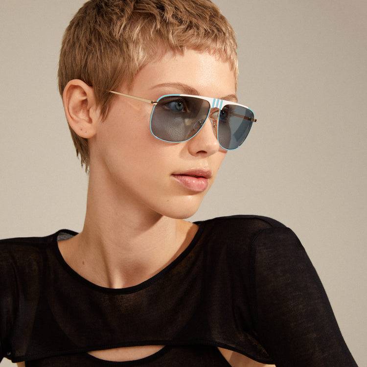 Pilgrim YANARA Sonnenbrille Blau/Gold Begrenzte Freigabe