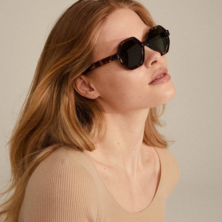 Pilgrim KIMANI Recycelte Sonnenbrille Schildpatt-Braun Rabatte dieses Monats