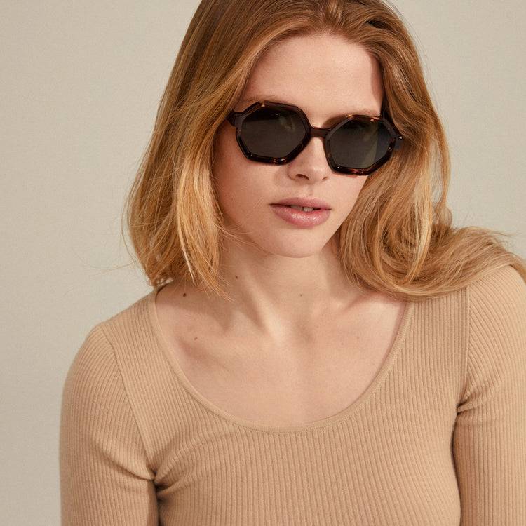 Pilgrim KIMANI Recycelte Sonnenbrille Schildpatt-Braun Rabatte dieses Monats