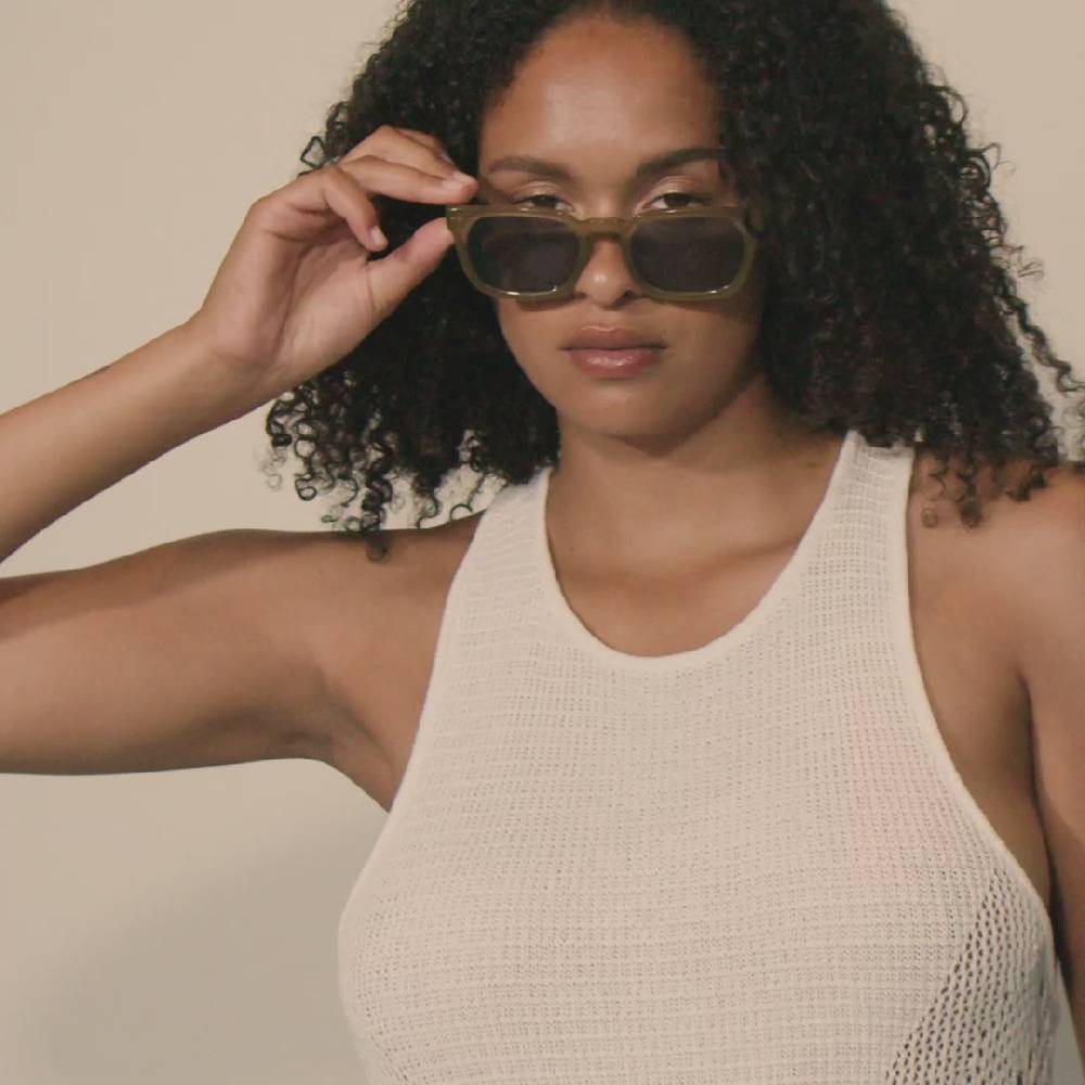 Pilgrim ELETTRA ikonische Retro-Sonnenbrille kristallgrün Letzte 3 Tage