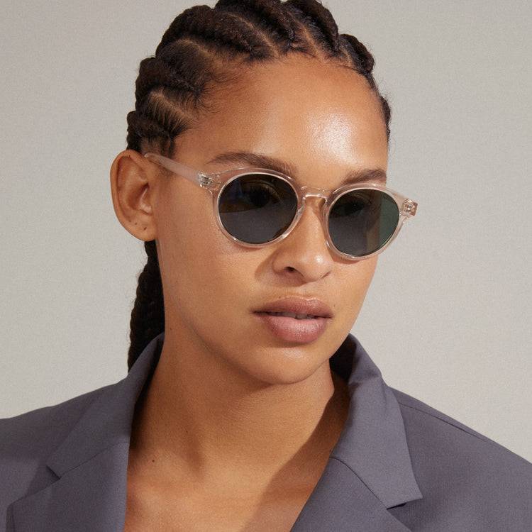 Pilgrim KYRIE Sonnenbrille kristall Bis zu 60% Rabatt