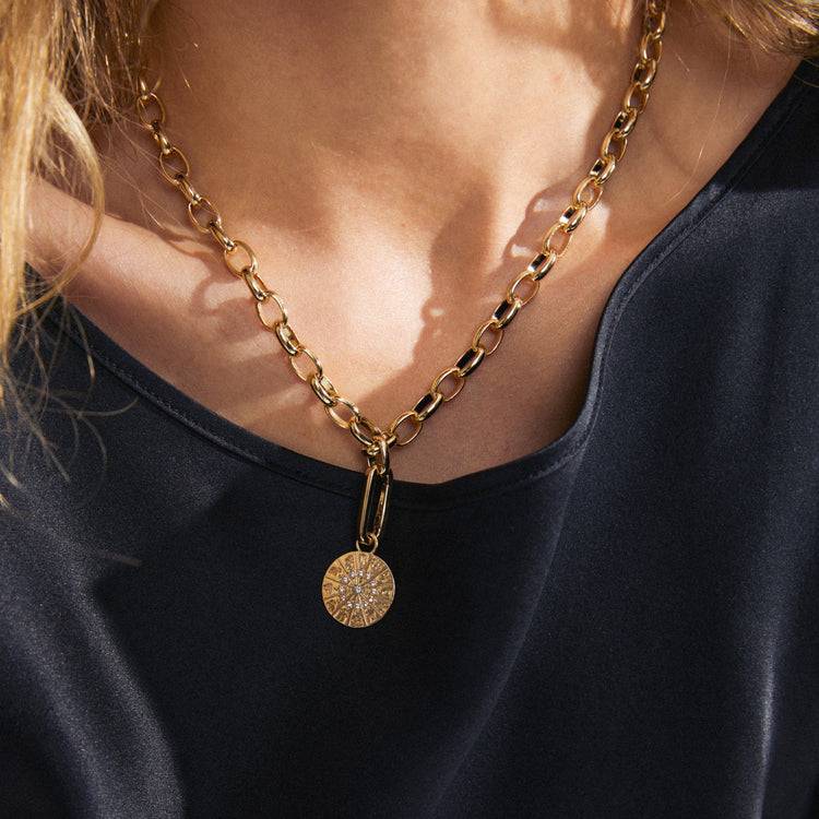 Pilgrim CHARM recycelter Horoskop-Anhänger, vergoldet Black Friday Preise