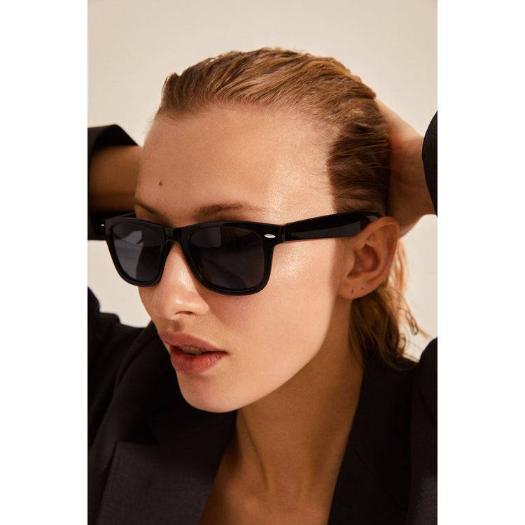 Pilgrim REESE Sonnenbrille im Retro-Stil schwarz Flash Sale