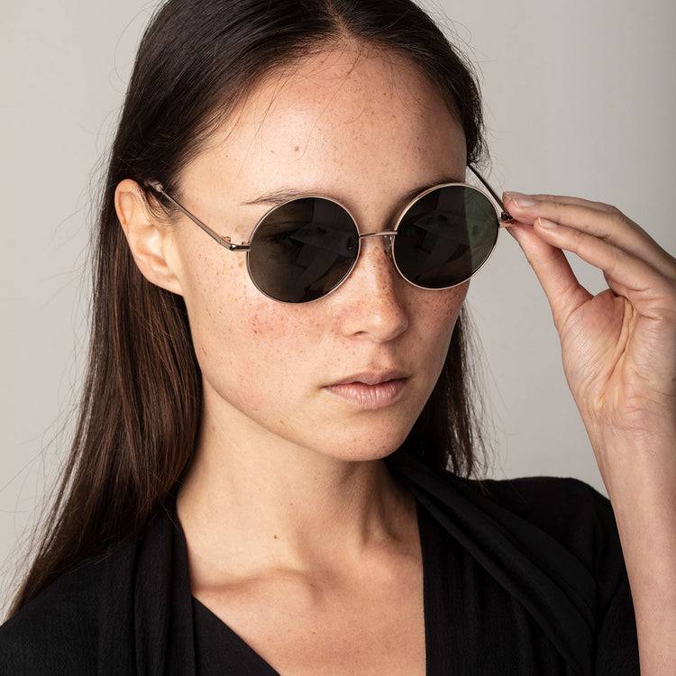 Pilgrim POLLY Sonnenbrille, Grau/Silber Vatertagsangebot