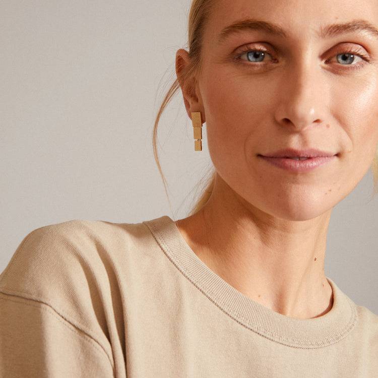 Pilgrim KLAUDIA recycelte Ohrringe vergoldet Exklusive Angebote