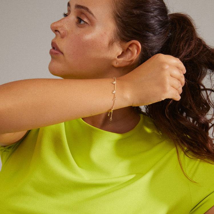 Pilgrim QUINN recyceltes Kristall-Armband mit Charm, vergoldet Flash Sale
