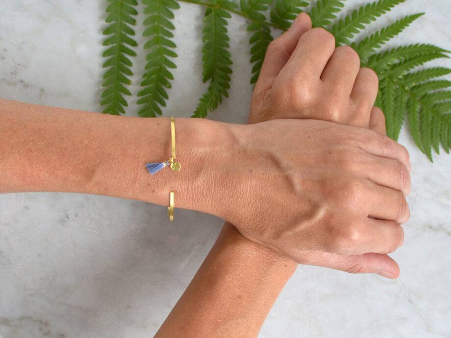 Renna Deluxe Armreif mit Farn in Gold Bis zu 65% Rabatt