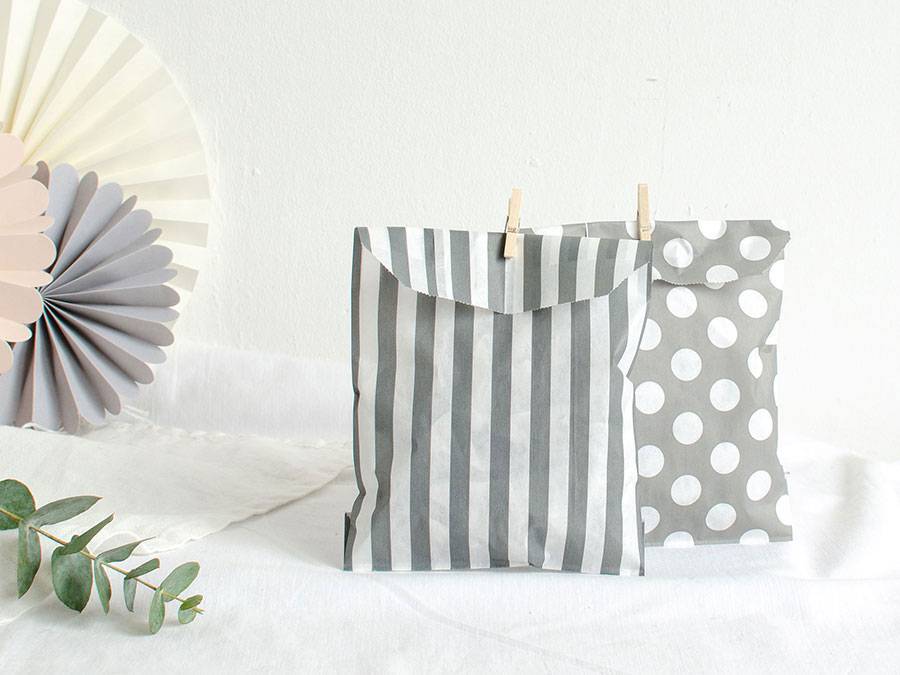 Renna Deluxe 50 Papiertüten viele Farben Kostenlose Rückgabe