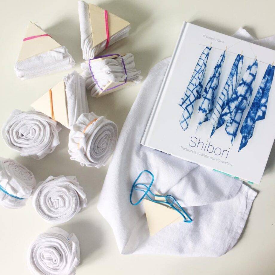 Renna Deluxe SHIBORI – Stoff japanisch färben, Kreativbuch Im Verkauf