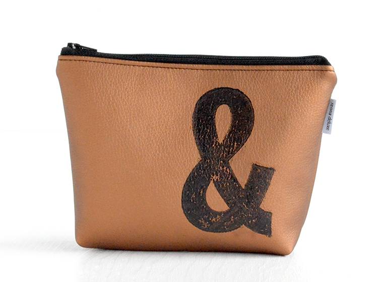 Renna Deluxe Kosmetiktasche Metallic BRONZE mit Buchstabe / vegan 2025