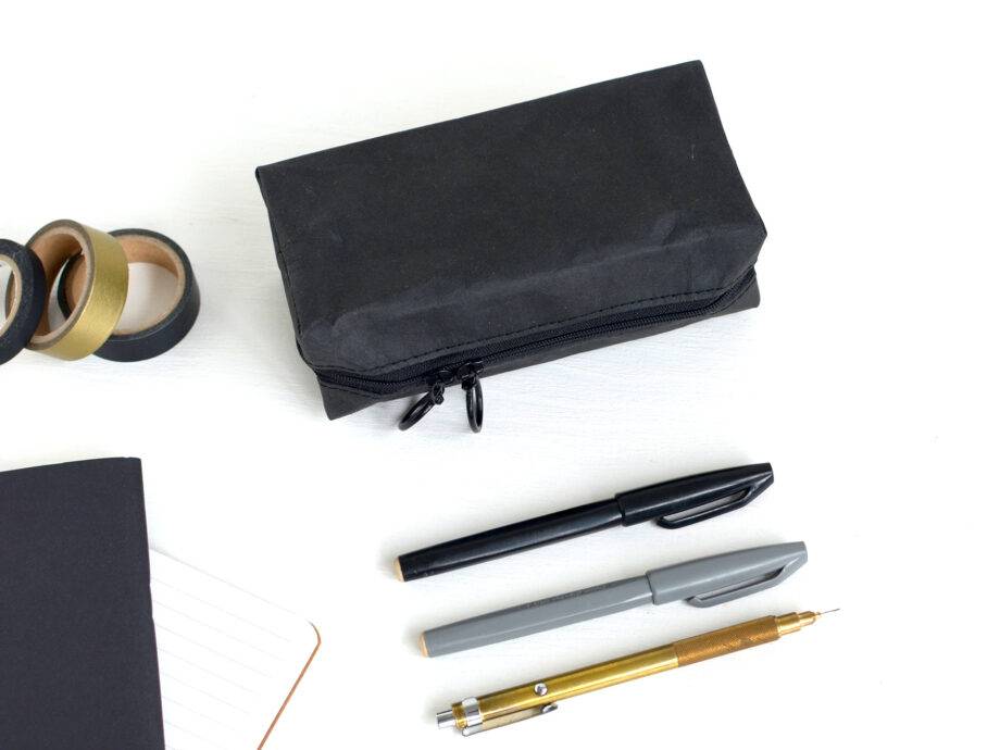 Renna Deluxe Federmäppchen mit Monogramm personalisiert in Schwarz Fabrikpreis