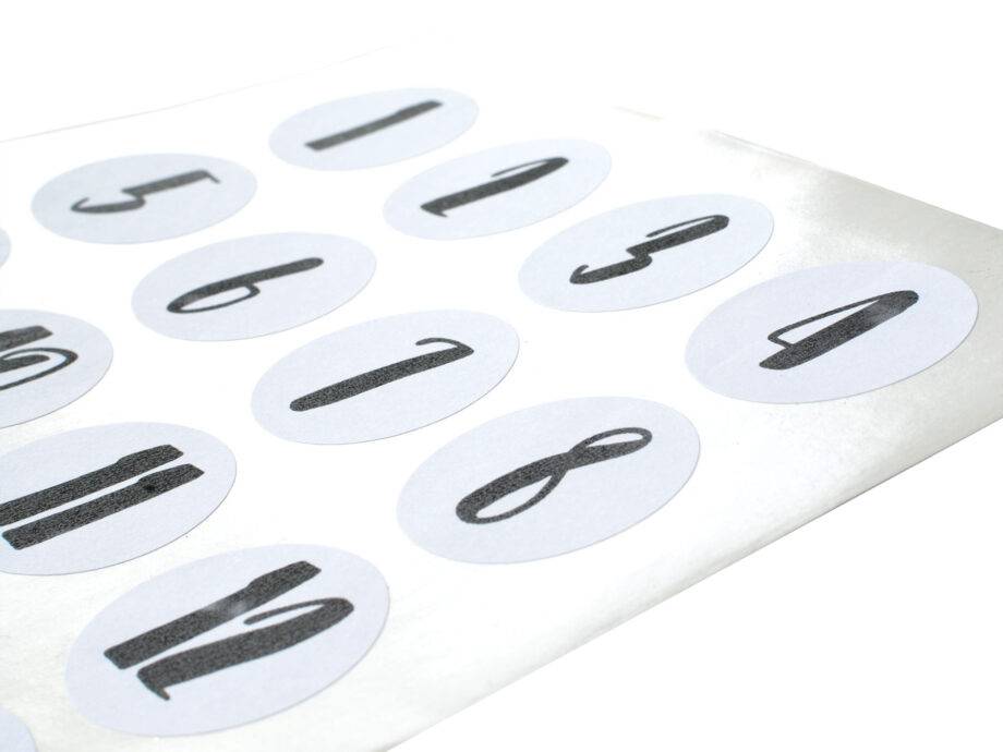 Renna Deluxe Adventskalender Schwarz-Weiß mit Handlettering Saisonschlussverkauf