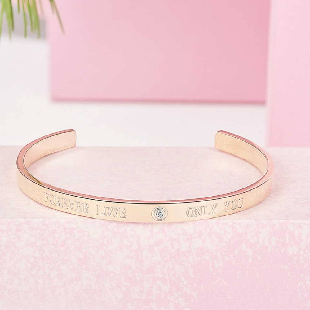 Sadingo Edelstahlarmreif mit Gravur | "Forever Love - Only You" Sonderangebot
