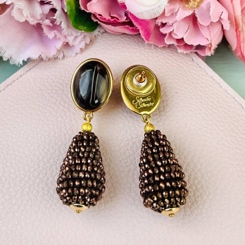 SchwesterSchwester Schokobraune Ohrstecker mit glitzerndem dunkelbraunen Tropfen Discount Store für neue Produkte