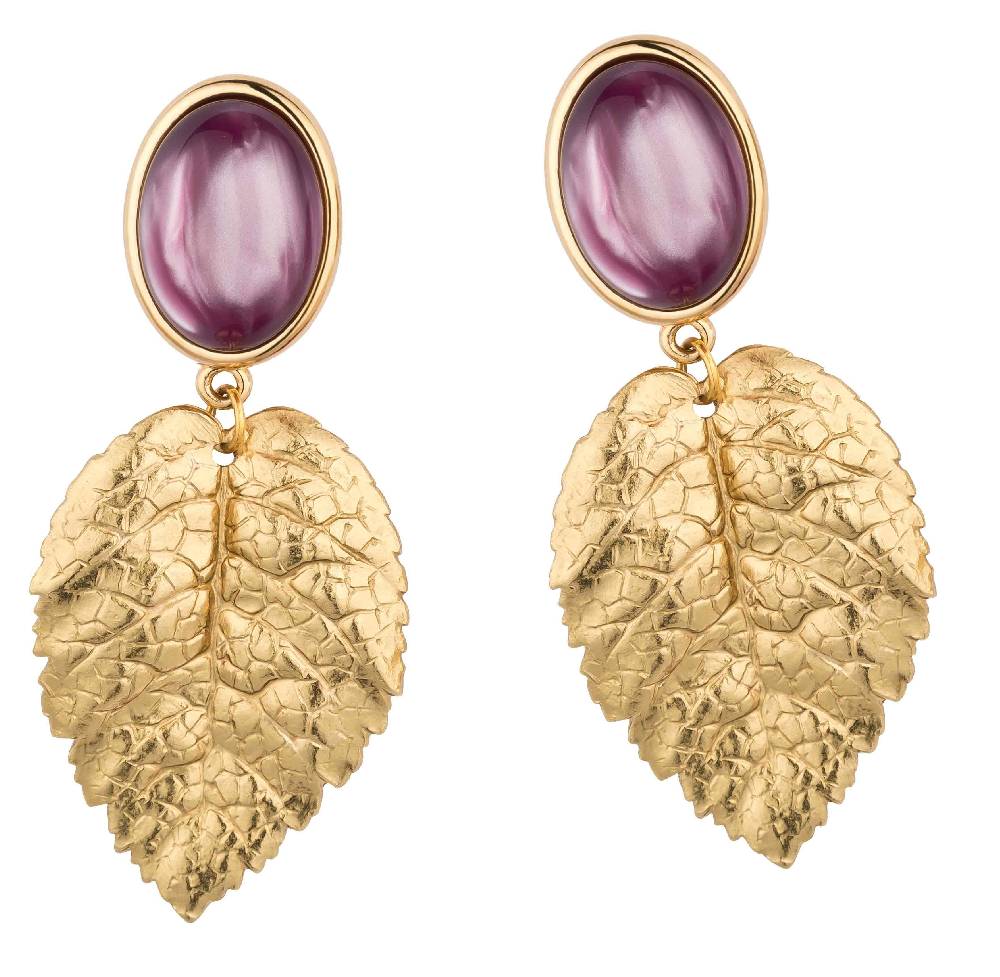 SchwesterSchwester Amethystfarbene Ohrstecker mit goldenem Blatt von AmuseToi Fabrikpreis