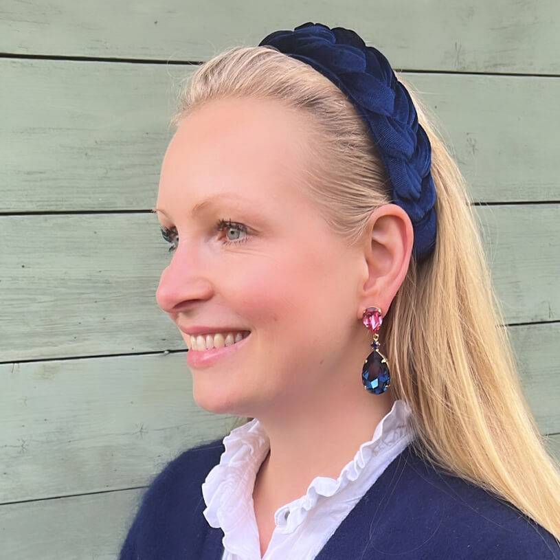 SchwesterSchwester Funkelnde Ohrstecker mit Glas-Kristallen in Pink und Dunkelblau Valentinstagsangebot